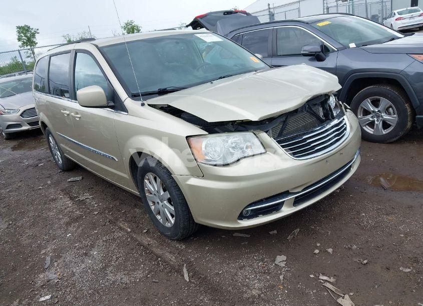2011 Chrysler Town & COUNTRY TOURING-L (VIN 2A4RR8DG6BR677303) main photo
