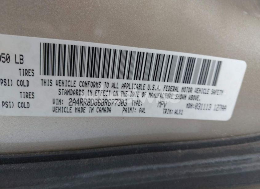 Photo 9 of 2011 Chrysler Town & COUNTRY TOURING-L (VIN 2A4RR8DG6BR677303)