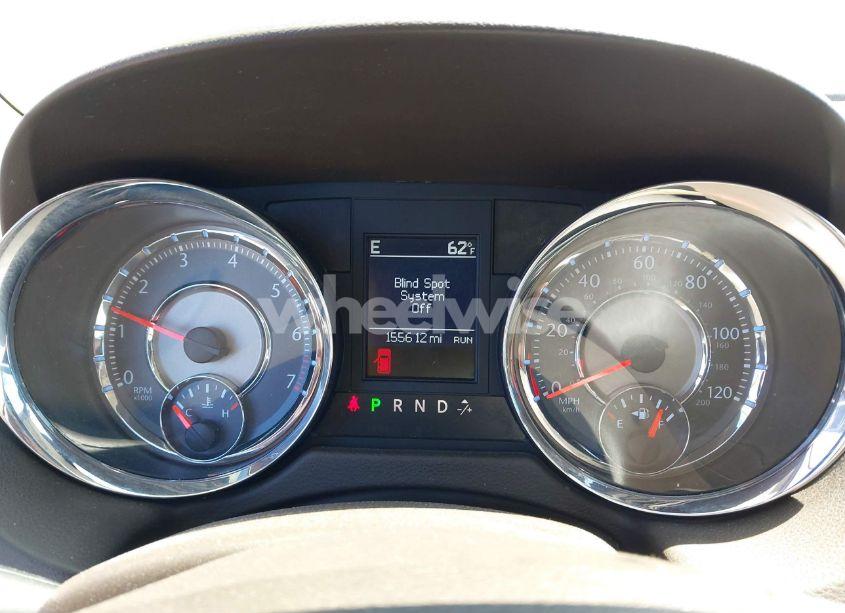 Photo 7 of 2011 Chrysler Town & COUNTRY TOURING-L (VIN 2A4RR8DG6BR781922)