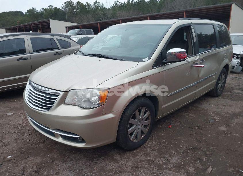 Photo 2 of 2011 Chrysler Town & COUNTRY TOURING-L (VIN 2A4RR8DG6BR797747)