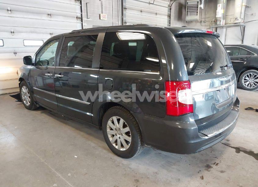 Photo 3 of 2011 Chrysler Town & COUNTRY TOURING-L (VIN 2A4RR8DG6BR798395)