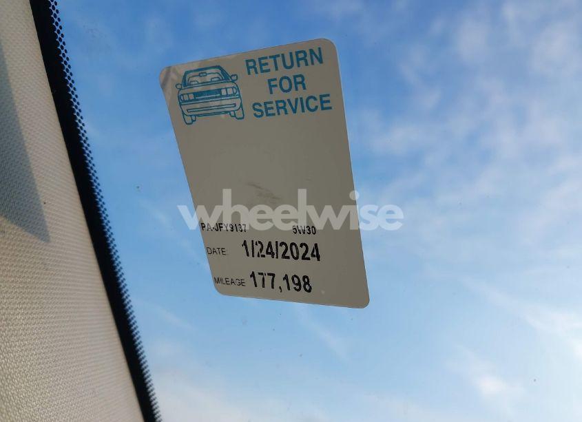 Photo 13 of 2011 Chrysler Town & COUNTRY TOURING-L (VIN 2A4RR8DG8BR605163)