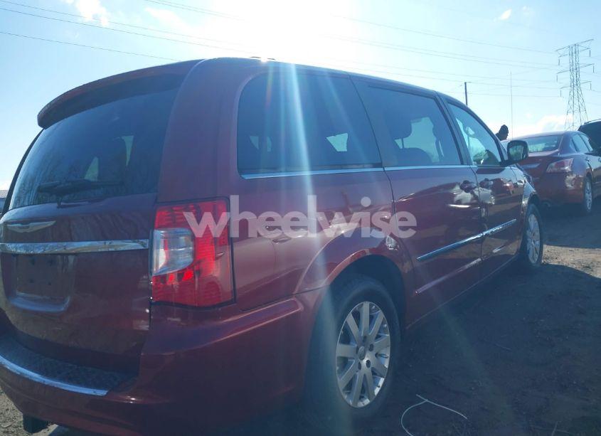 Photo 3 of 2011 Chrysler Town & COUNTRY TOURING-L (VIN 2A4RR8DG8BR665797)