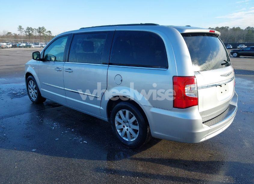 Photo 3 of 2011 Chrysler Town & COUNTRY TOURING-L (VIN 2A4RR8DG8BR746475)