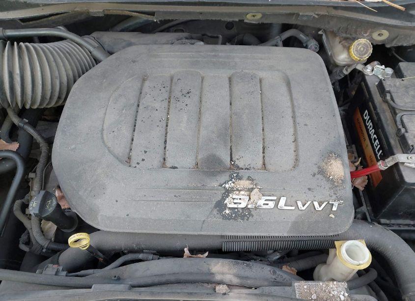 Photo 10 of 2011 Chrysler Town & COUNTRY TOURING-L (VIN 2A4RR8DG8BR759288)