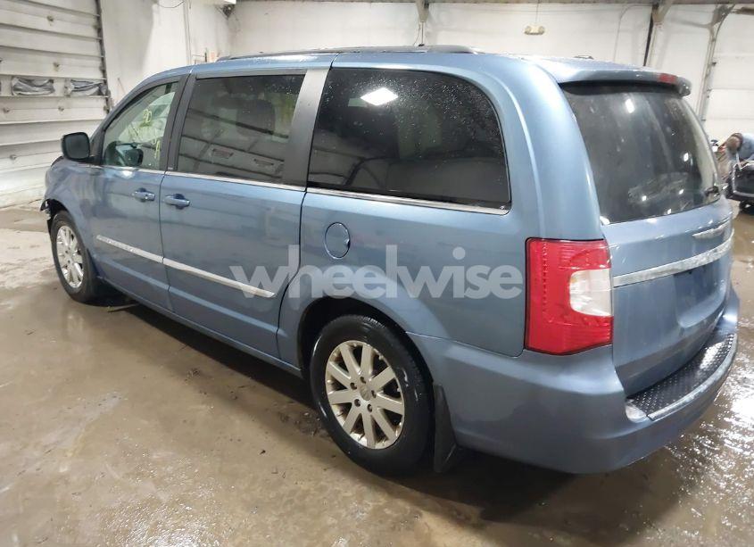 Photo 3 of 2011 Chrysler Town & COUNTRY TOURING-L (VIN 2A4RR8DG8BR779931)