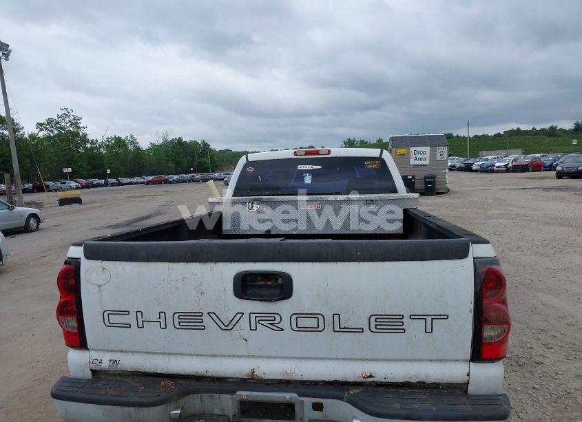 Photo 8 of 2007 Chevrolet Silverado 1500 CLASSIC WORK TRUCK (VIN 2A4RR8DG9BR******)