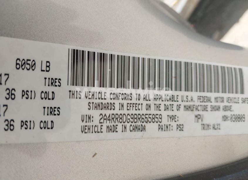 Photo 9 of 2011 Chrysler Town & COUNTRY TOURING-L (VIN 2A4RR8DG9BR655859)