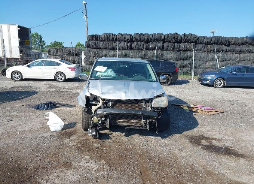 Photo 13 of 2011 Chrysler Town & COUNTRY TOURING-L (VIN 2A4RR8DG9BR758523)