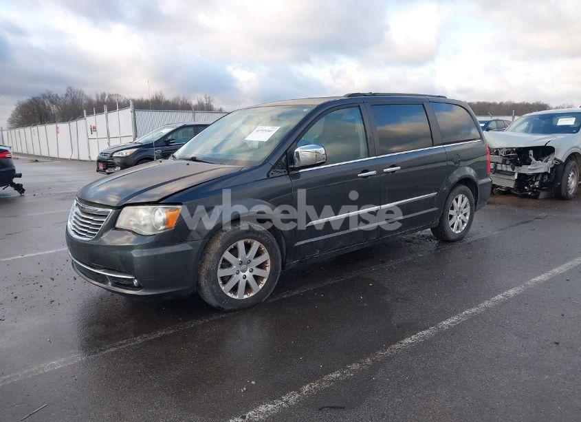 Photo 2 of 2011 Chrysler Town & COUNTRY TOURING-L (VIN 2A4RR8DG9BR783468)