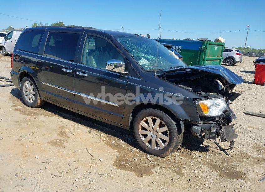 2011 Chrysler Town & COUNTRY TOURING-L (VIN 2A4RR8DGXBR612681) main photo