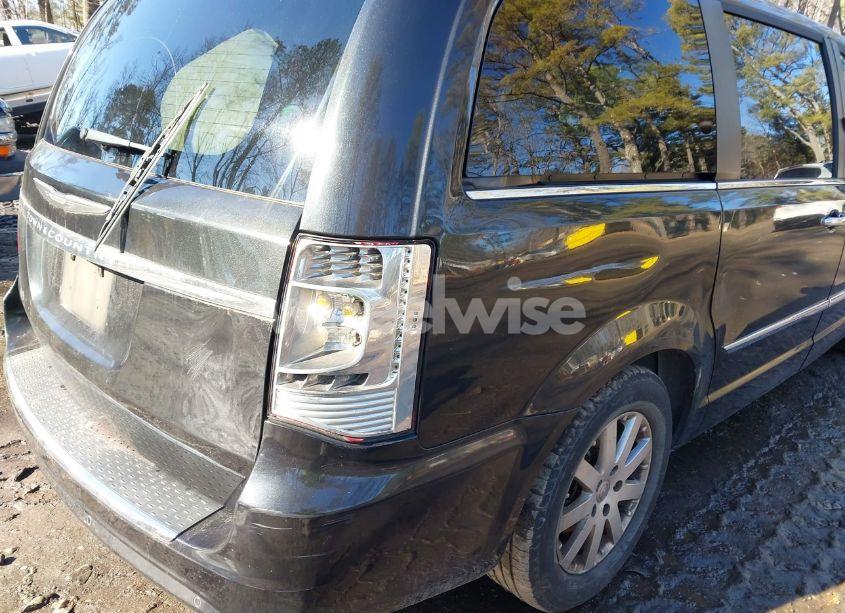 Photo 20 of 2011 Chrysler Town & COUNTRY TOURING-L (VIN 2A4RR8DGXBR704065)