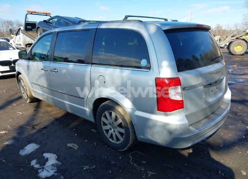 Photo 3 of 2011 Chrysler Town & COUNTRY TOURING-L (VIN 2A4RR8DGXBR782118)