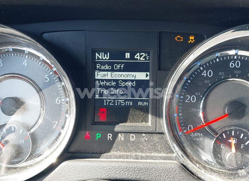 Photo 7 of 2011 Chrysler Town & COUNTRY TOURING-L (VIN 2A4RR8DGXBR782118)