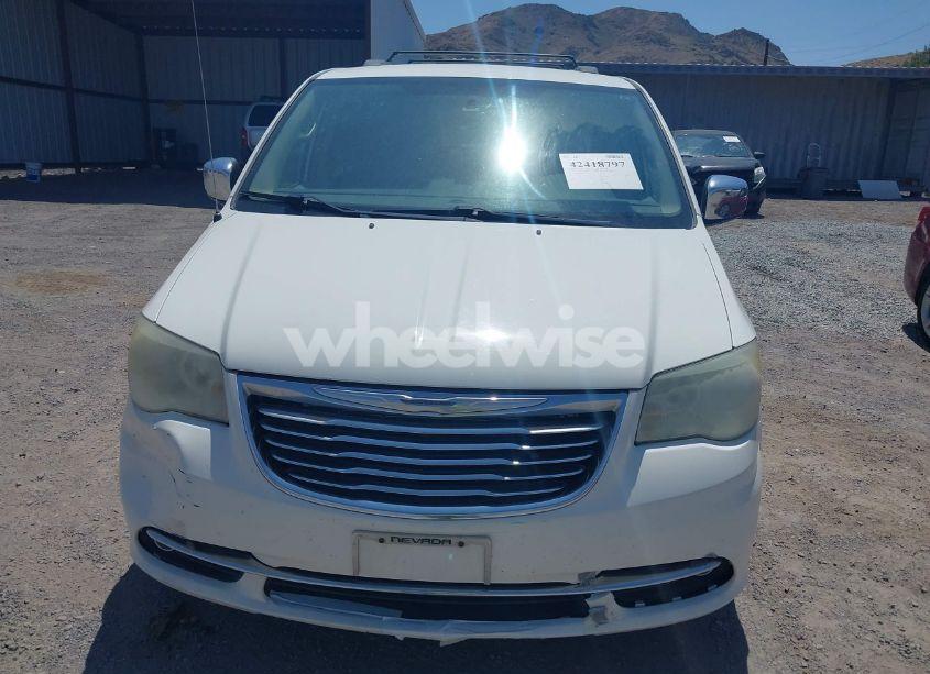 Photo 6 of 2011 Chrysler Town & COUNTRY TOURING-L (VIN 2A4RR8DGXBR796729)