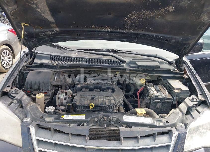 Photo 10 of 2010 Chrysler Town & COUNTRY TOURING PLUS (VIN 2A4RR8DX1AR321677)