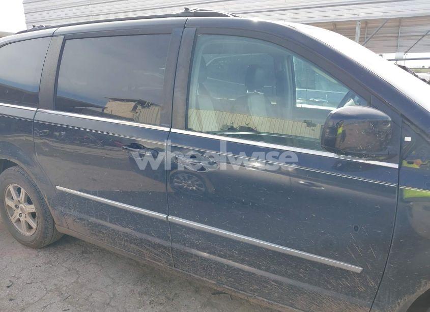 Photo 13 of 2010 Chrysler Town & COUNTRY TOURING PLUS (VIN 2A4RR8DX1AR321677)