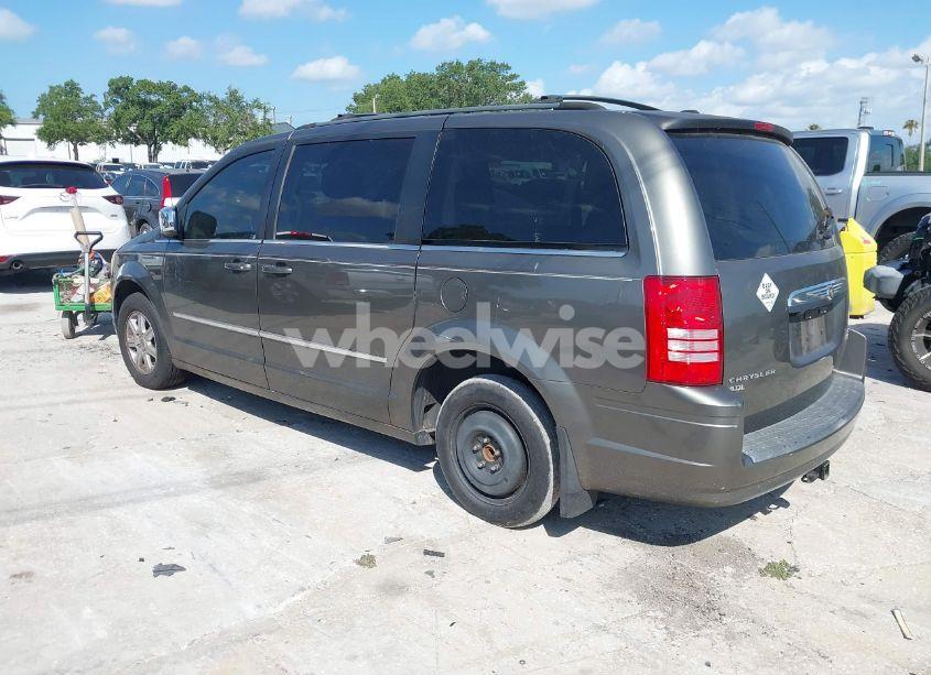 Photo 3 of 2010 Chrysler Town & COUNTRY TOURING PLUS (VIN 2A4RR8DX1AR361211)