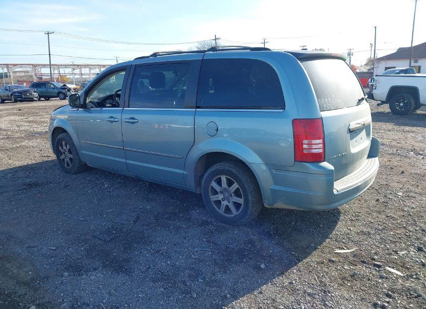 Photo 3 of 2010 Chrysler Town & COUNTRY TOURING PLUS (VIN 2A4RR8DX2AR421688)