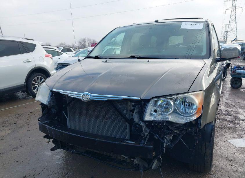 Photo 13 of 2010 Chrysler Town & COUNTRY TOURING PLUS (VIN 2A4RR8DX3AR449578)