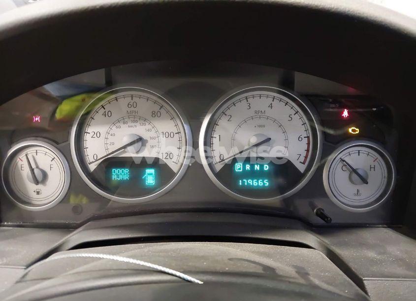 Photo 7 of 2010 Chrysler Town & COUNTRY TOURING PLUS (VIN 2A4RR8DX4AR361008)