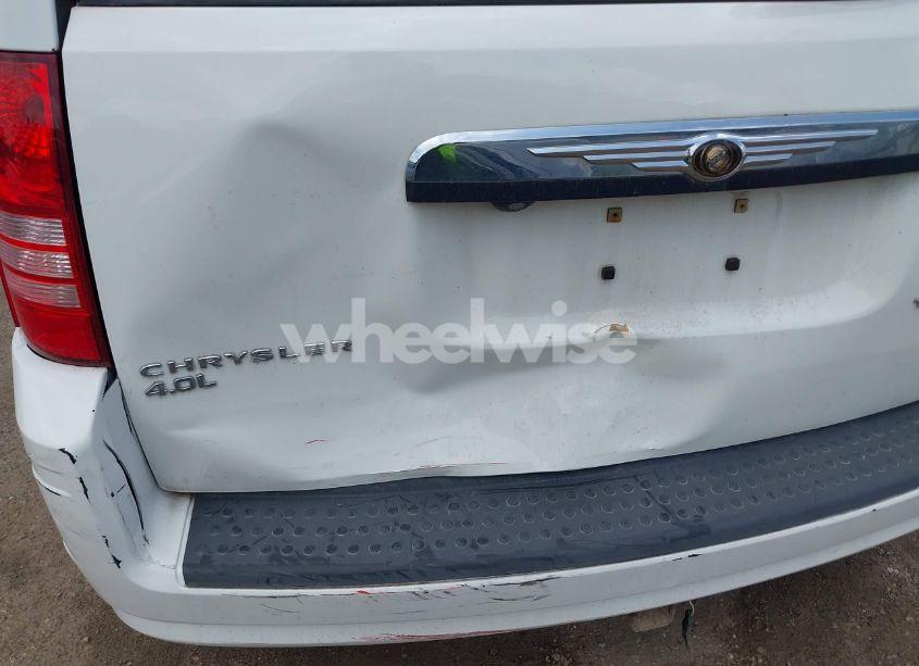 Photo 12 of 2010 Chrysler Town & COUNTRY TOURING PLUS (VIN 2A4RR8DX5AR496188)