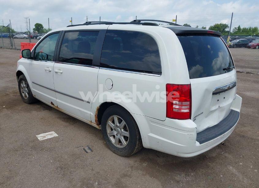 Photo 3 of 2010 Chrysler Town & COUNTRY TOURING PLUS (VIN 2A4RR8DX5AR496188)