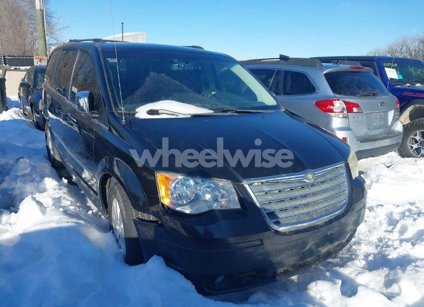 2010 Chrysler Town & COUNTRY TOURING PLUS (VIN 2A4RR8DX6AR387934) main photo