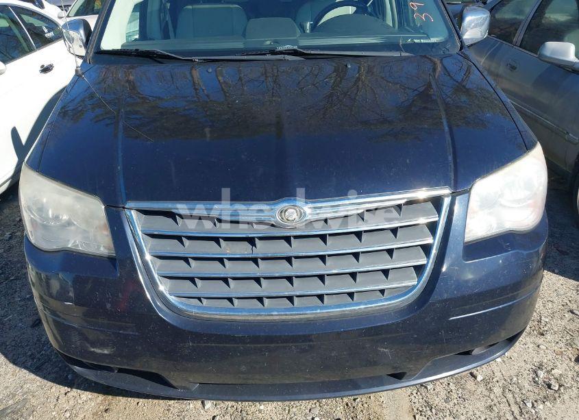 Photo 6 of 2010 Chrysler Town & COUNTRY TOURING PLUS (VIN 2A4RR8DX6AR398142)