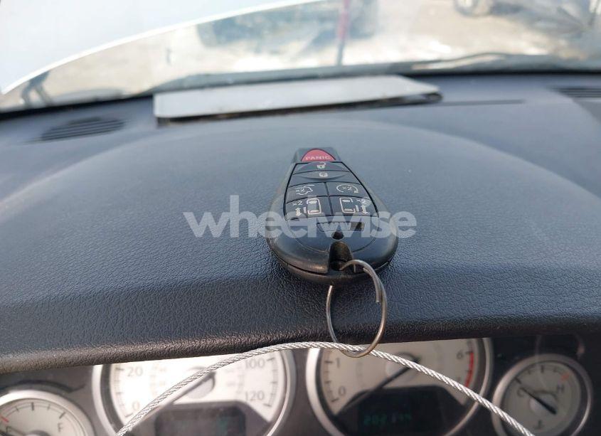 Photo 11 of 2010 Chrysler Town & COUNTRY TOURING PLUS (VIN 2A4RR8DX8AR339206)