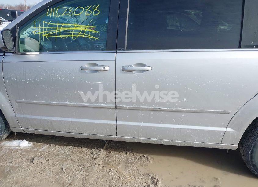 Photo 15 of 2010 Chrysler Town & COUNTRY TOURING PLUS (VIN 2A4RR8DX8AR339206)