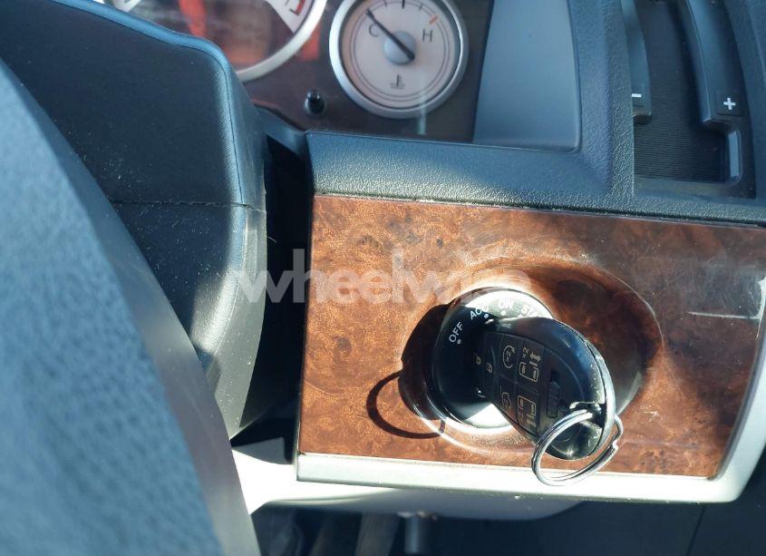 Photo 11 of 2010 Chrysler Town & COUNTRY TOURING PLUS (VIN 2A4RR8DX8AR381682)