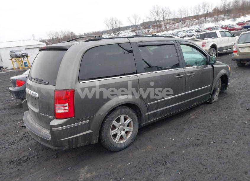 Photo 4 of 2010 Chrysler Town & COUNTRY TOURING PLUS (VIN 2A4RR8DX8AR454761)