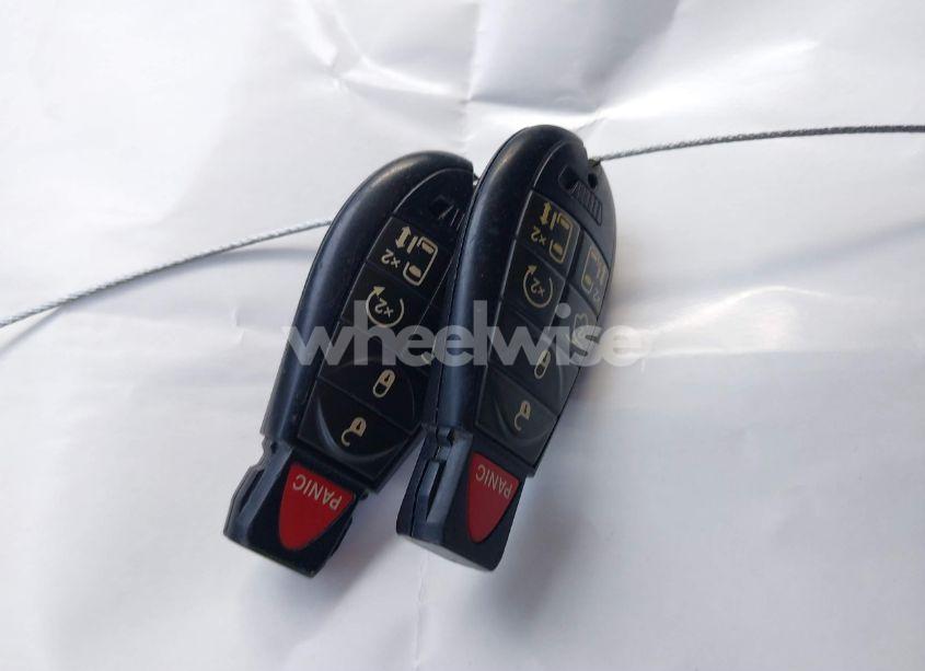 Photo 11 of 2010 Chrysler Town & COUNTRY TOURING PLUS (VIN 2A4RR8DX9AR334161)