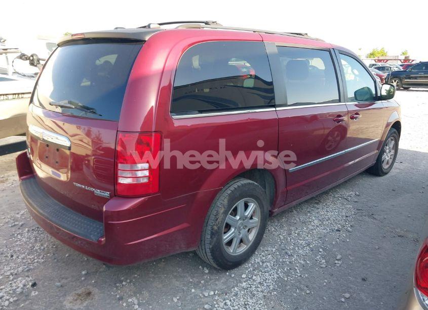 Photo 4 of 2010 Chrysler Town & COUNTRY TOURING PLUS (VIN 2A4RR8DX9AR334161)