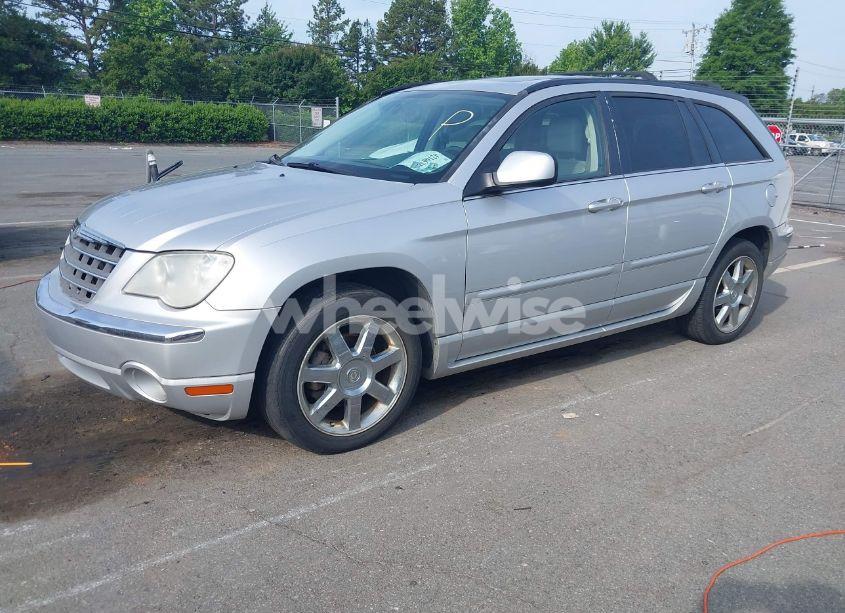 Photo 2 of 2008 Chrysler Pacifica LIMITED (VIN 2A8GF78X58R635930)