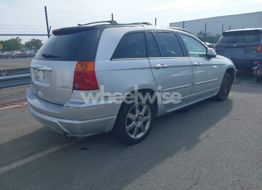 Photo 4 of 2008 Chrysler Pacifica LIMITED (VIN 2A8GF78X58R635930)