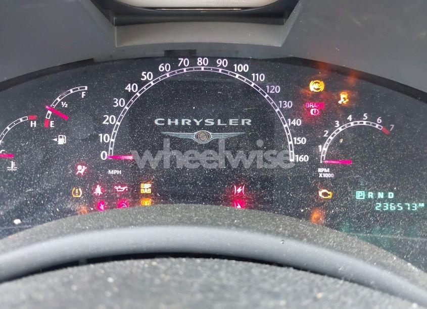 Photo 7 of 2008 Chrysler Pacifica LIMITED (VIN 2A8GF78X58R635930)