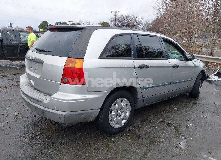 Photo 4 of 2007 Chrysler Pacifica N/A (VIN 2A8GM48L77R208197)