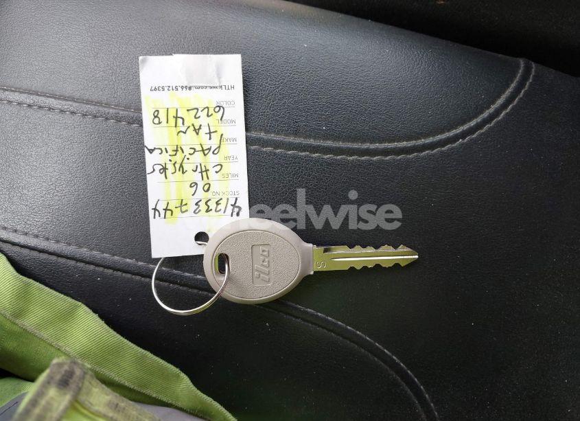 Photo 11 of 2006 Chrysler Pacifica TOURING (VIN 2A8GM68436R622418)