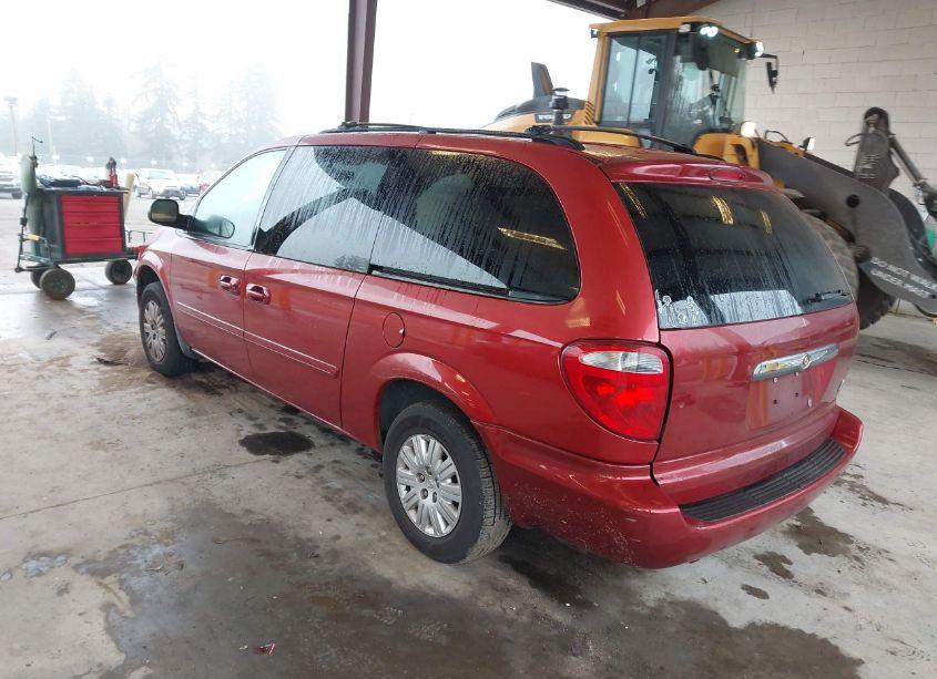 Photo 3 of 2006 Chrysler Town & COUNTRY LX (VIN 2A8GP44R16R743560)