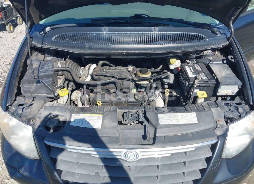 Photo 10 of 2007 Chrysler Town & COUNTRY LX (VIN 2A8GP44R87R143877)