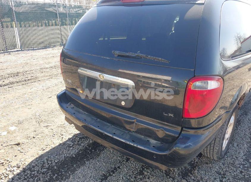 Photo 6 of 2007 Chrysler Town & COUNTRY LX (VIN 2A8GP44R87R143877)