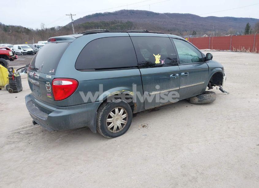 Photo 4 of 2006 Chrysler Town & COUNTRY TOURING (VIN 2A8GP54L26R836427)