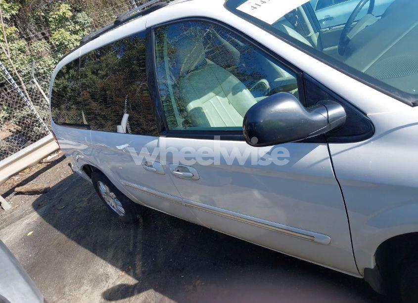 Photo 13 of 2006 Chrysler Town & COUNTRY TOURING (VIN 2A8GP54L56R671585)