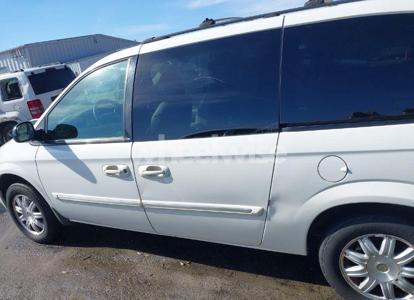 Photo 14 of 2006 Chrysler Town & COUNTRY TOURING (VIN 2A8GP54L56R671585)