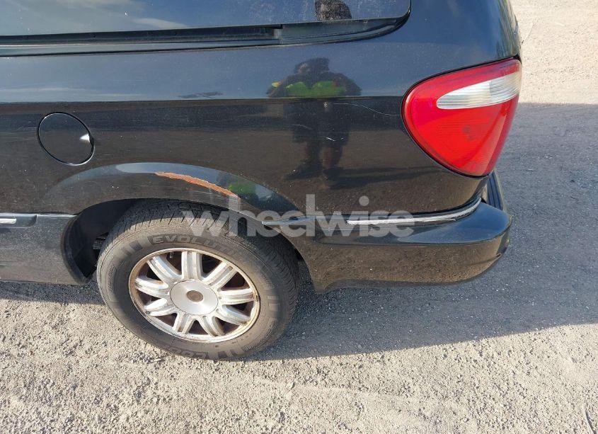 Photo 13 of 2006 Chrysler Town & COUNTRY TOURING (VIN 2A8GP54L66R876008)