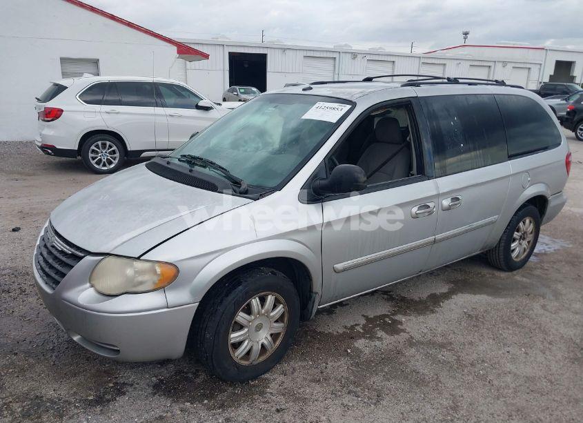 Photo 2 of 2007 Chrysler Town & COUNTRY TOURING (VIN 2A8GP54L67R147766)