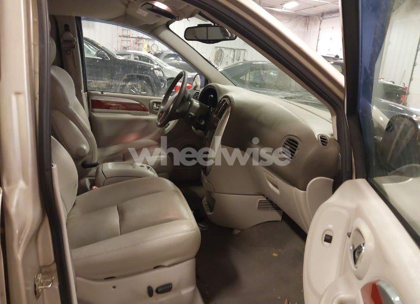 Photo 5 of 2006 Chrysler Town & COUNTRY LIMITED (VIN 2A8GP64L26R640347)