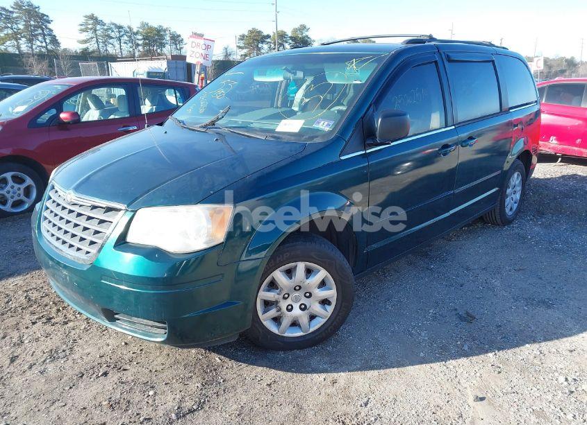 Photo 2 of 2009 Chrysler Town & COUNTRY LX (VIN 2A8HR44E09R535895)